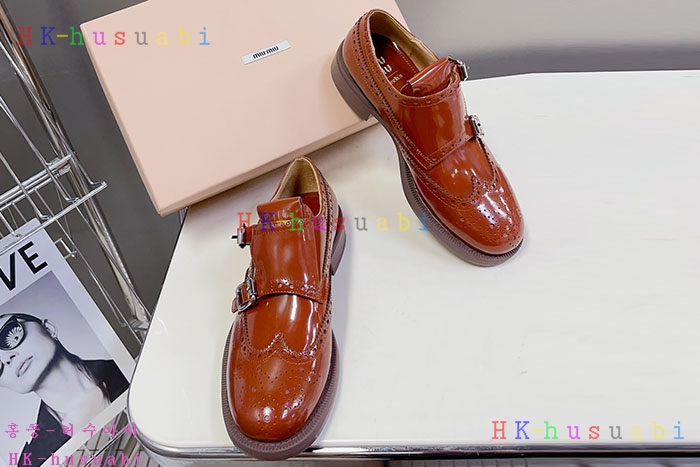 NEW 미우미우 신발 신상 M 66902