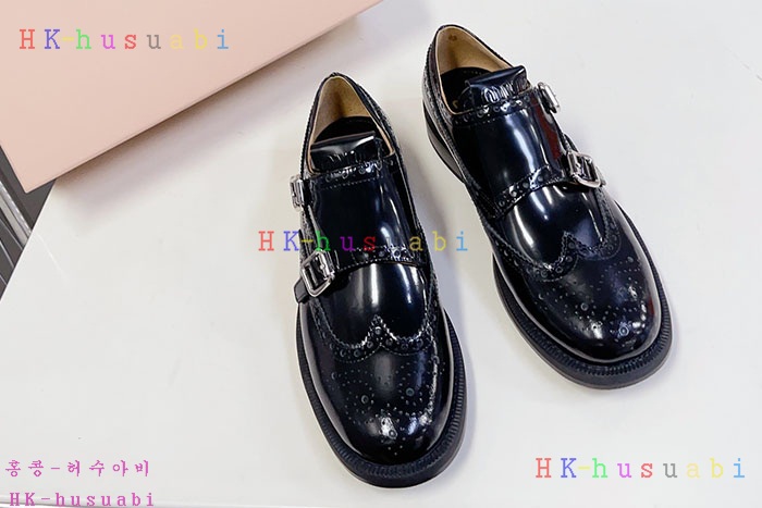 NEW 미우미우 신발 신상 M 66903