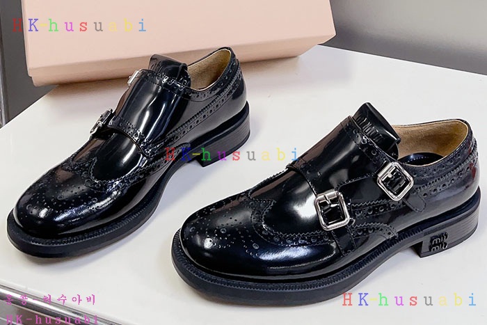 NEW 미우미우 신발 신상 M 66903