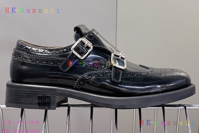 NEW 미우미우 신발 신상 M 66903