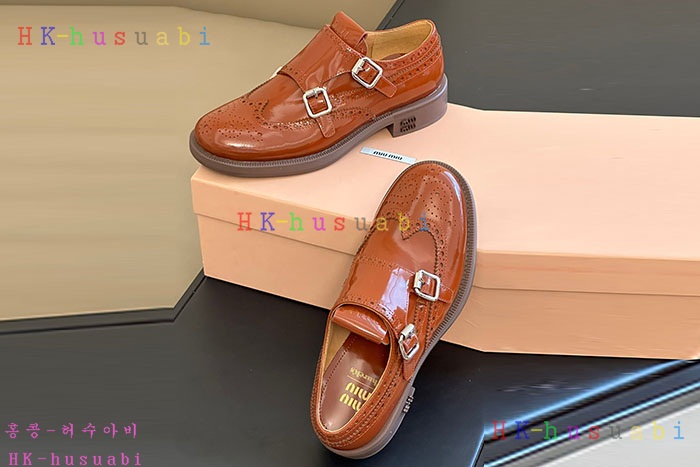 NEW 미우미우 신발 신상 M 66908