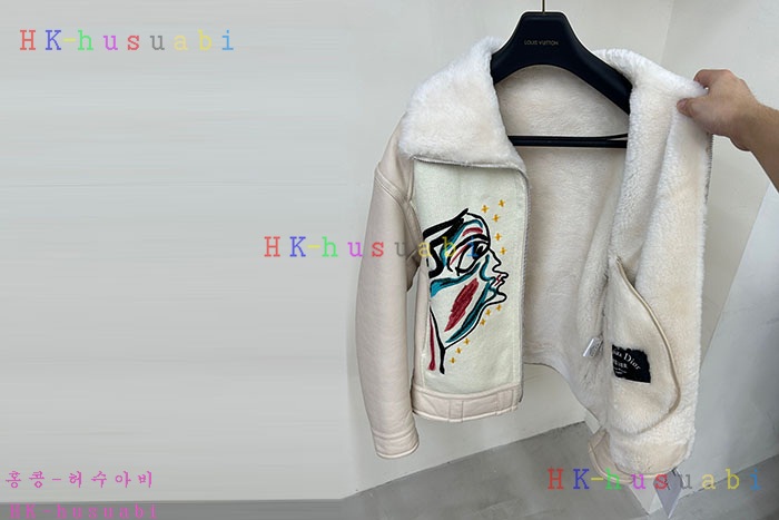 NEW 디올 가죽자켓 신상 DR 85816