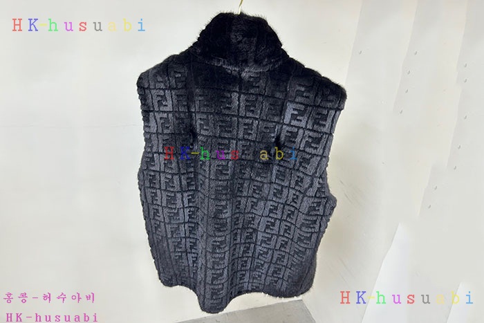 NEW 돌체앤가바나 밍크조끼 신상 DG 2425015(가격문의) 