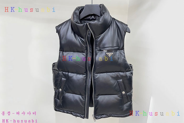NEW 프라다 패딩조끼 신상 P 6828001