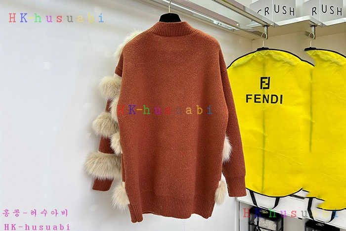 NEW 펜디 가디건 신상 FD 747122