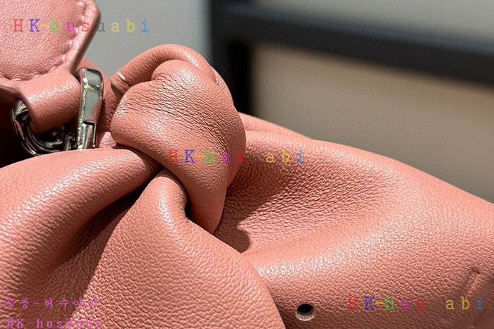 ★미러급★로에베 나파 카프스킨 버니백 A623W-2