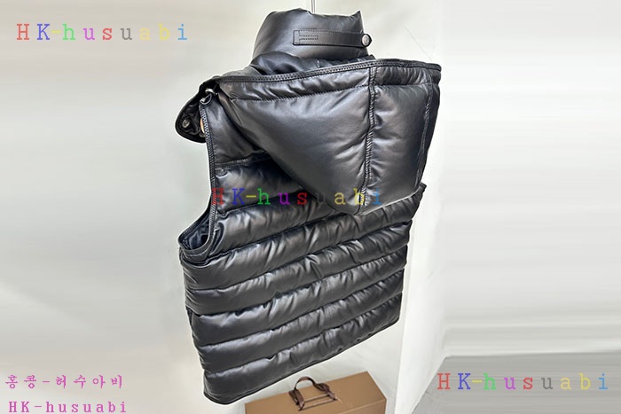 NEW 톰포드 가죽 패딩조끼 TF 522400