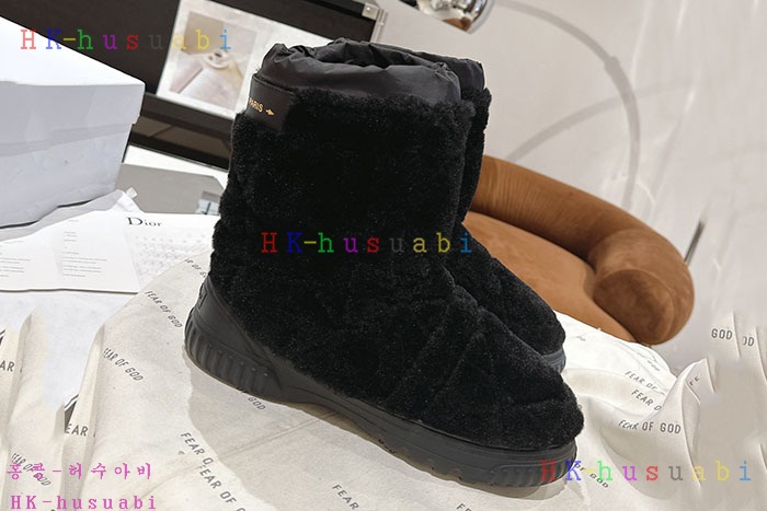 NEW 디올 부츠 신상 DR 3250550