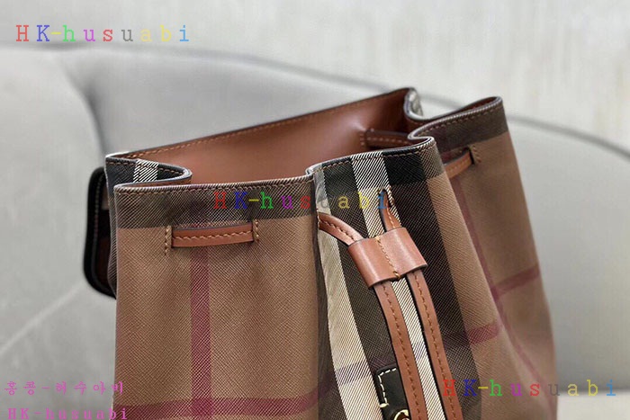 ★미러급★버버리 체크백팩 80696641