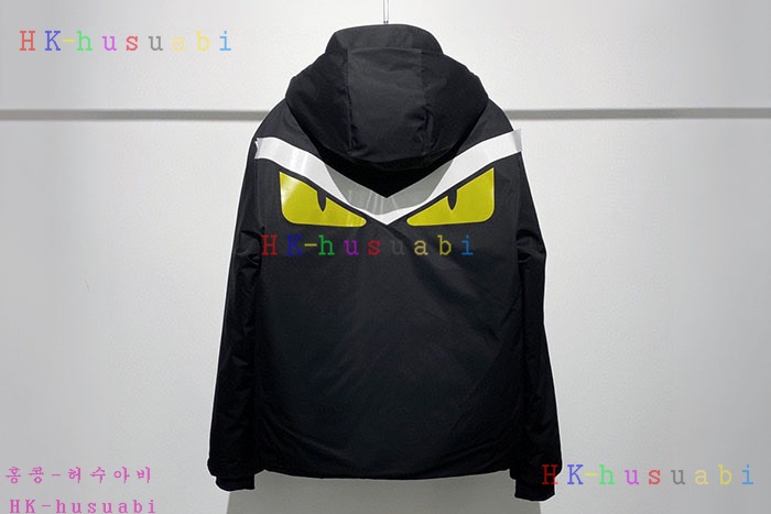 NEW 펜디 패딩  신상 FD 885701