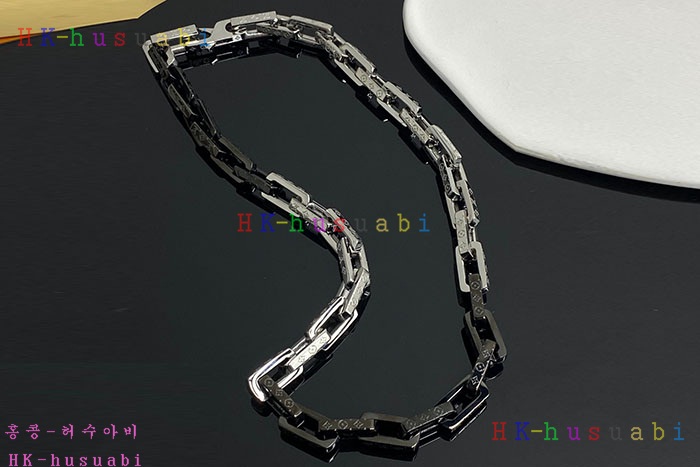 NEW 루이비통 목걸이 신상 LV 925014