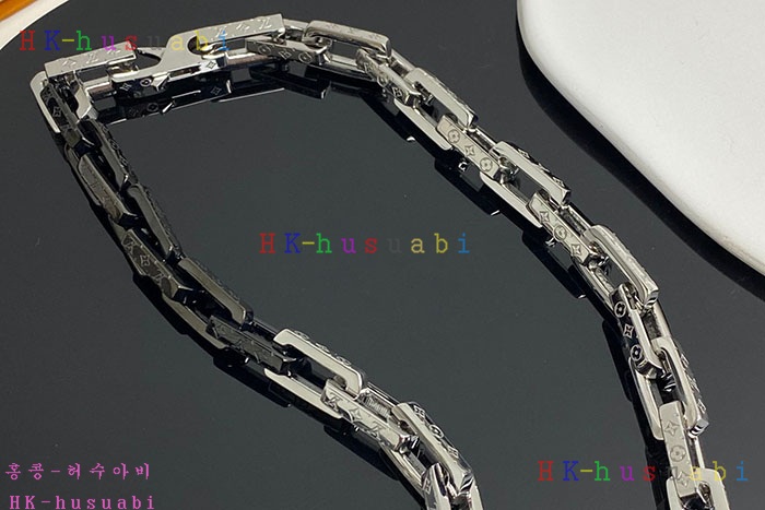 NEW 루이비통 목걸이 신상 LV 925014