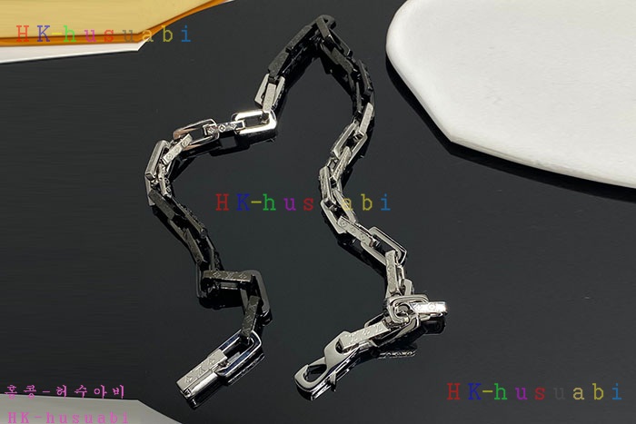 NEW 루이비통 목걸이 신상 LV 925014
