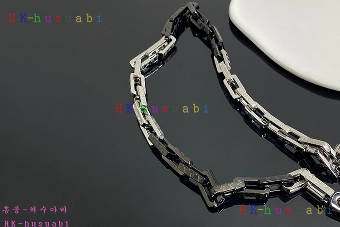 NEW 루이비통 목걸이 신상 LV 925014