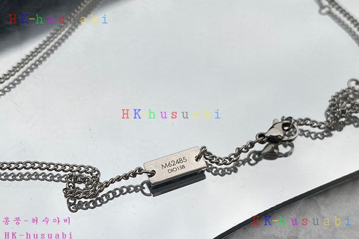 NEW 루이비통 목걸이 신상 LV 925010
