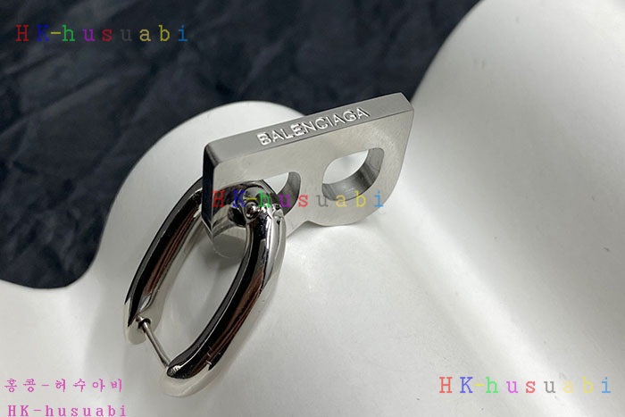NEW 발렌시아가 귀걸이 신상 B 992506
