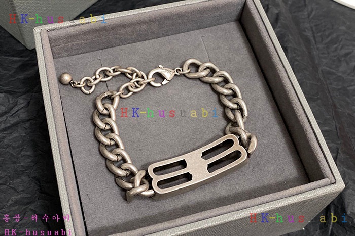 NEW 발렌시아가 팔찌 신상 B 992504