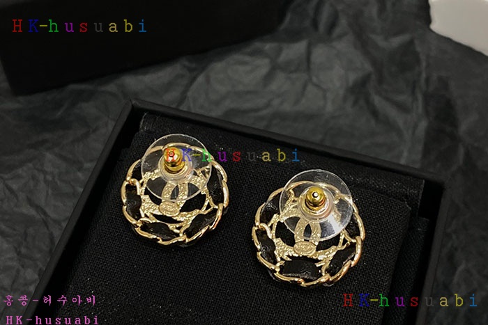 NEW 샤넬 귀걸이 신상 C 8250100