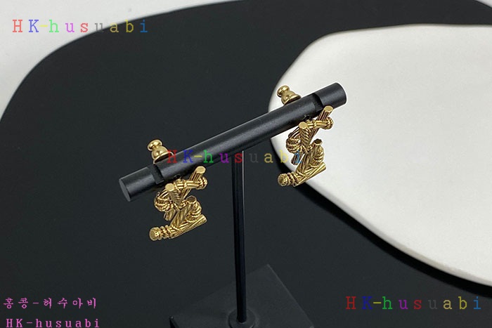 NEW 입생로랑 귀걸이 신상 SL 925016