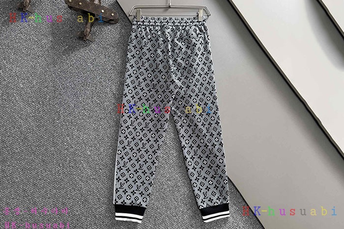 NEW 루이비통 상하의셋트 신상 LV 857725