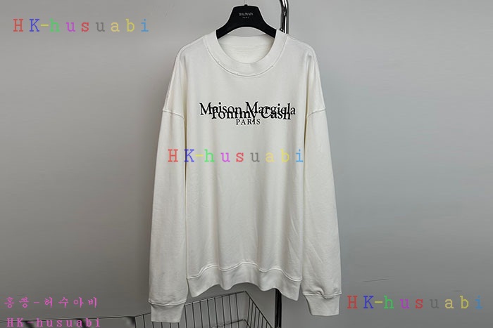 NEW 메종 메르지엘라 맨투맨 신상 M 8857024