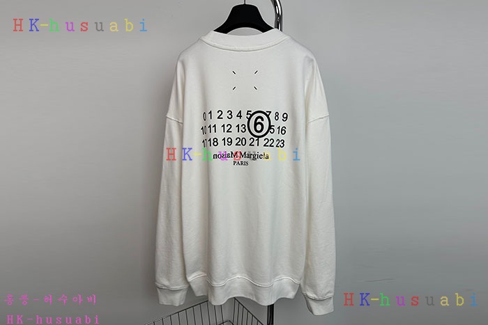 NEW 메종 메르지엘라 맨투맨 신상 M 8857024