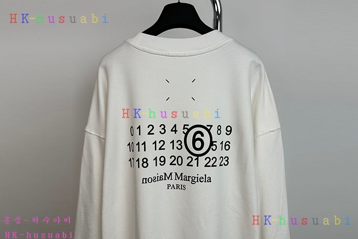 NEW 메종 메르지엘라 맨투맨 신상 M 8857024