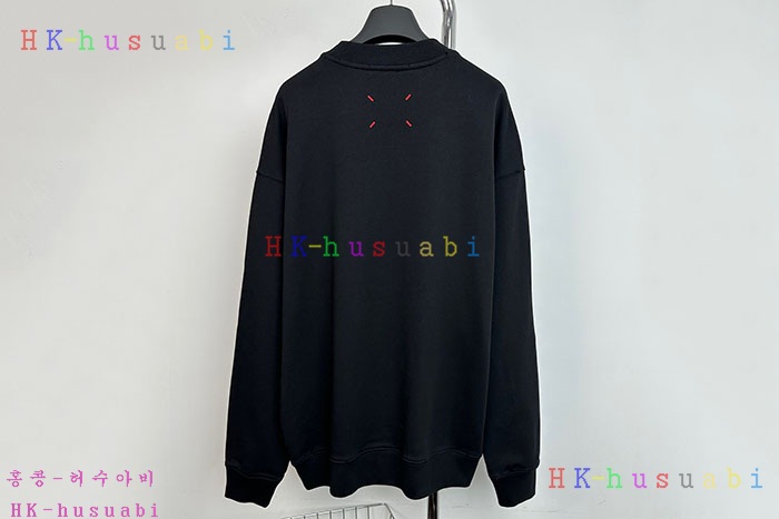 NEW 메종 메르지엘라 맨투맨 신상 M 8857025