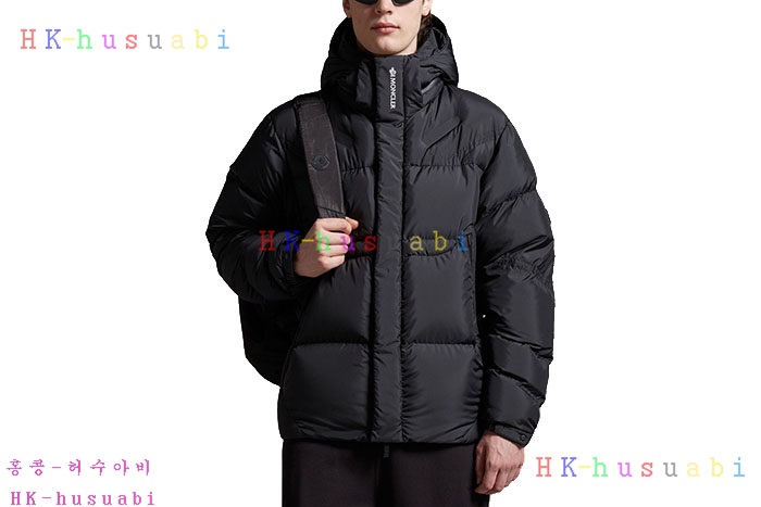 NEW 몽클레어 패딩 신상 M 1074013