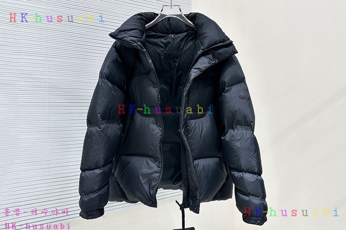 NEW 몽클레어 패딩 신상 M 1074013