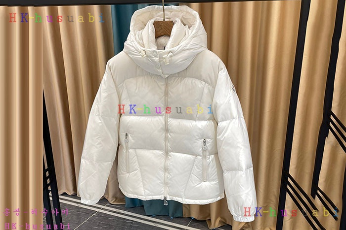 NEW 몽클레어 패딩 신상 M 1074016