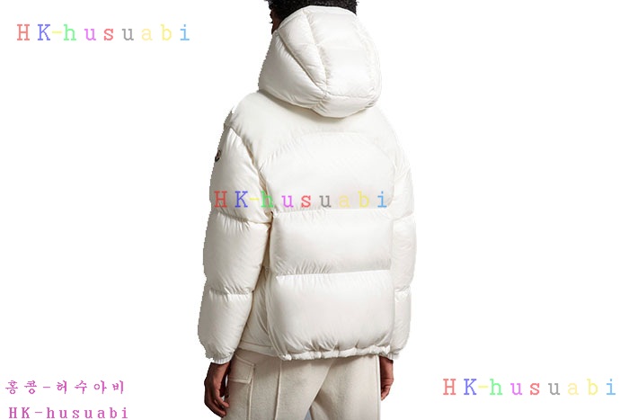 NEW 몽클레어 패딩 신상 M 1074016