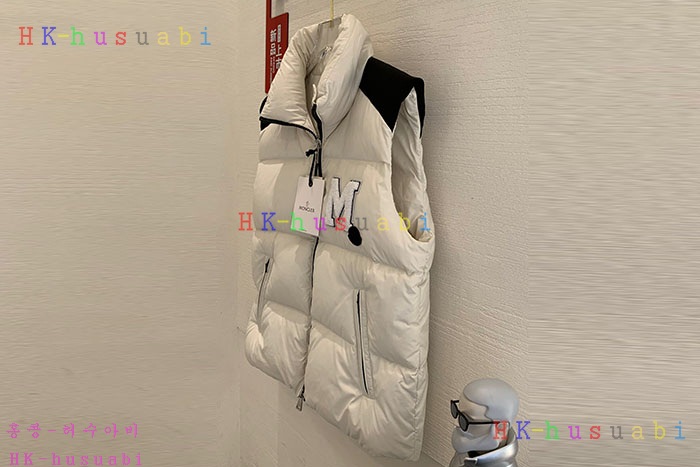 NEW 몽클레어 패딩조끼 신상 M 9958221