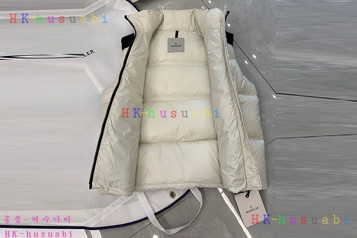 NEW 몽클레어 패딩조끼 신상 M 9958221