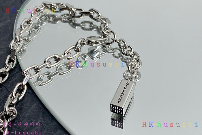 NEW 지방시 목걸이 신상 GV 996806