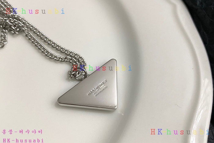 NEW 프라다 목걸이 신상 P 827013