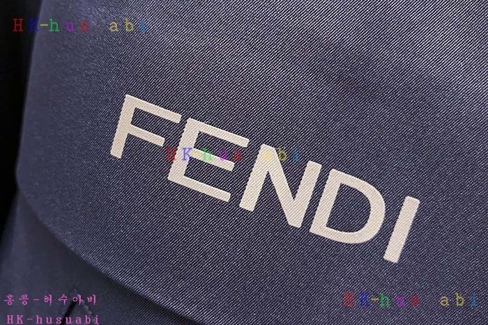 NEW 펜디 패딩 신상 FD 99501