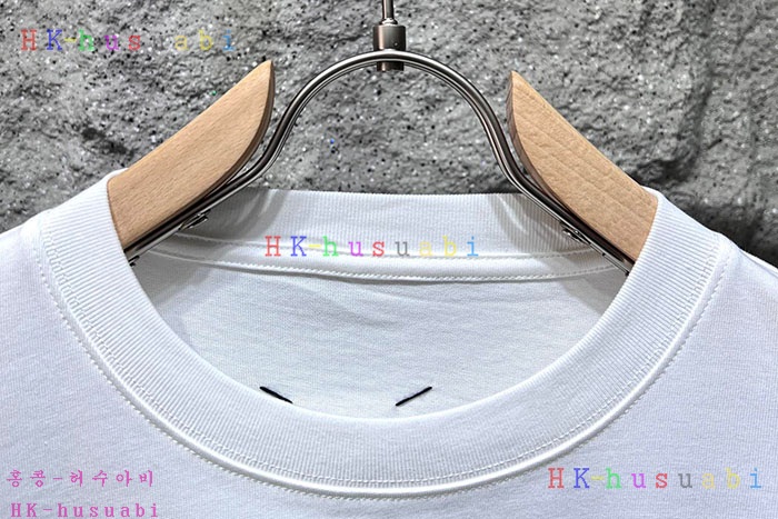 NEW 메종 마르지엘라 반팔티 신상 M633502