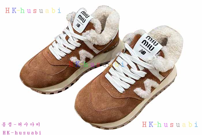 NEW 미우미우 신발 신상 MU 749909