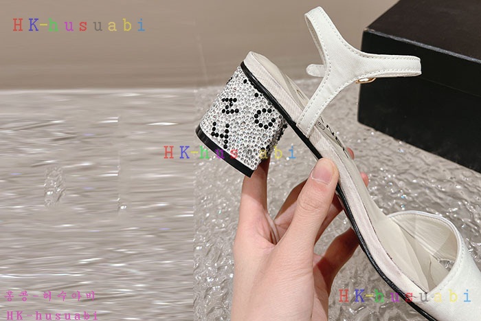 NEW 샤넬 샌들 신상 C 857703