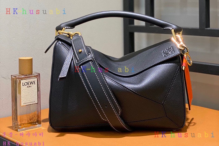 ★미러급★로에베 퍼즐백 미듐 LW  944171