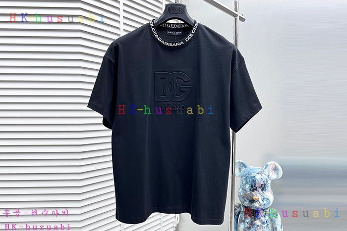 NEW 돌체앤가바나 반팔티 신상 DG 558003
