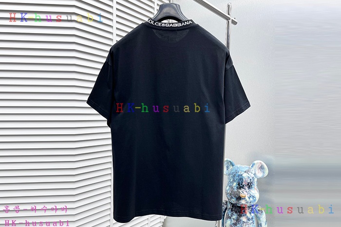 NEW 돌체앤가바나 반팔티 신상 DG 558003