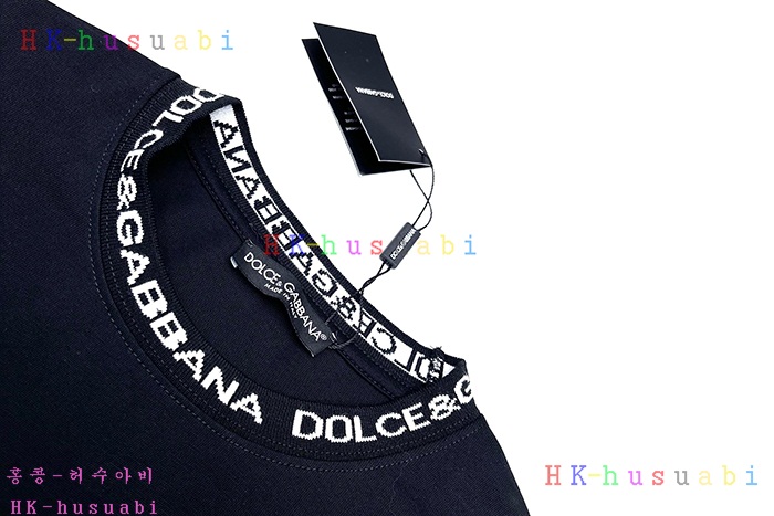 NEW 돌체앤가바나 반팔티 신상 DG 558003