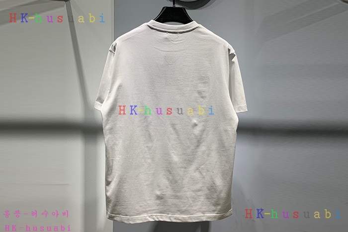 NEW 디올 반팔티 신상 DR  714015