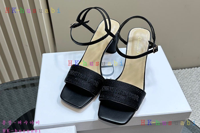 NEW 디올 신발 신상 DR 225014