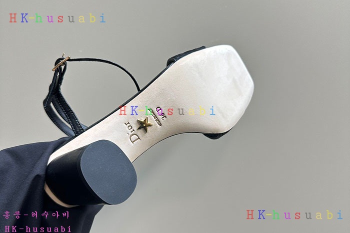 NEW 디올 신발 신상 DR 225014