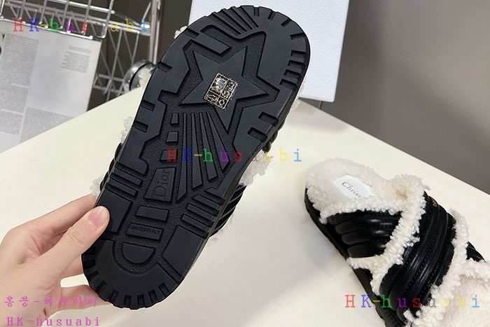 NEW 디올 신발 신상 DR 225013