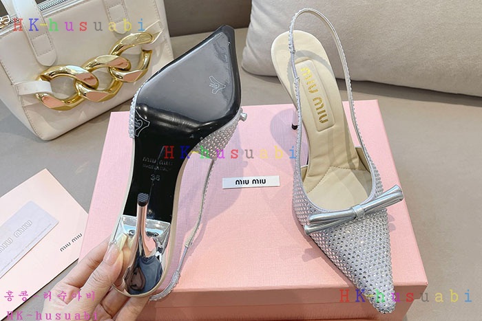 NEW 미우미우 신발 신상 MU 557021