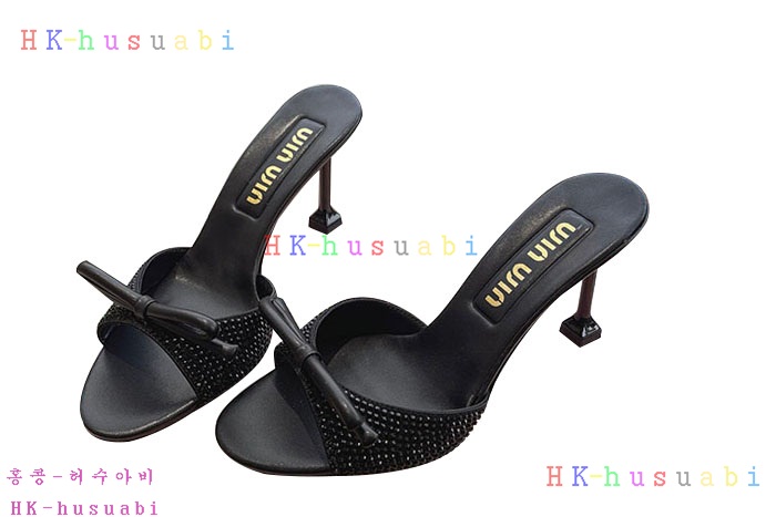 NEW 미우미우 신발 신상 MU 557015